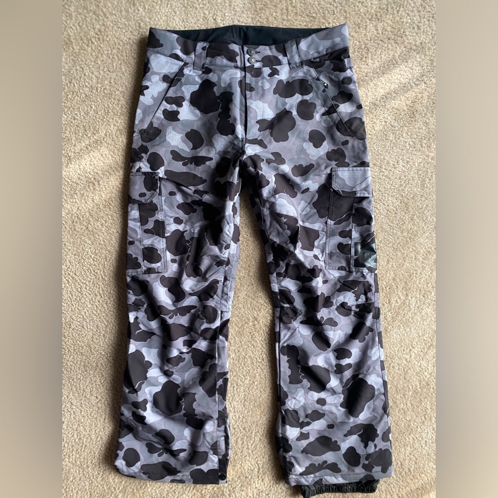 DC Snowboarding pants